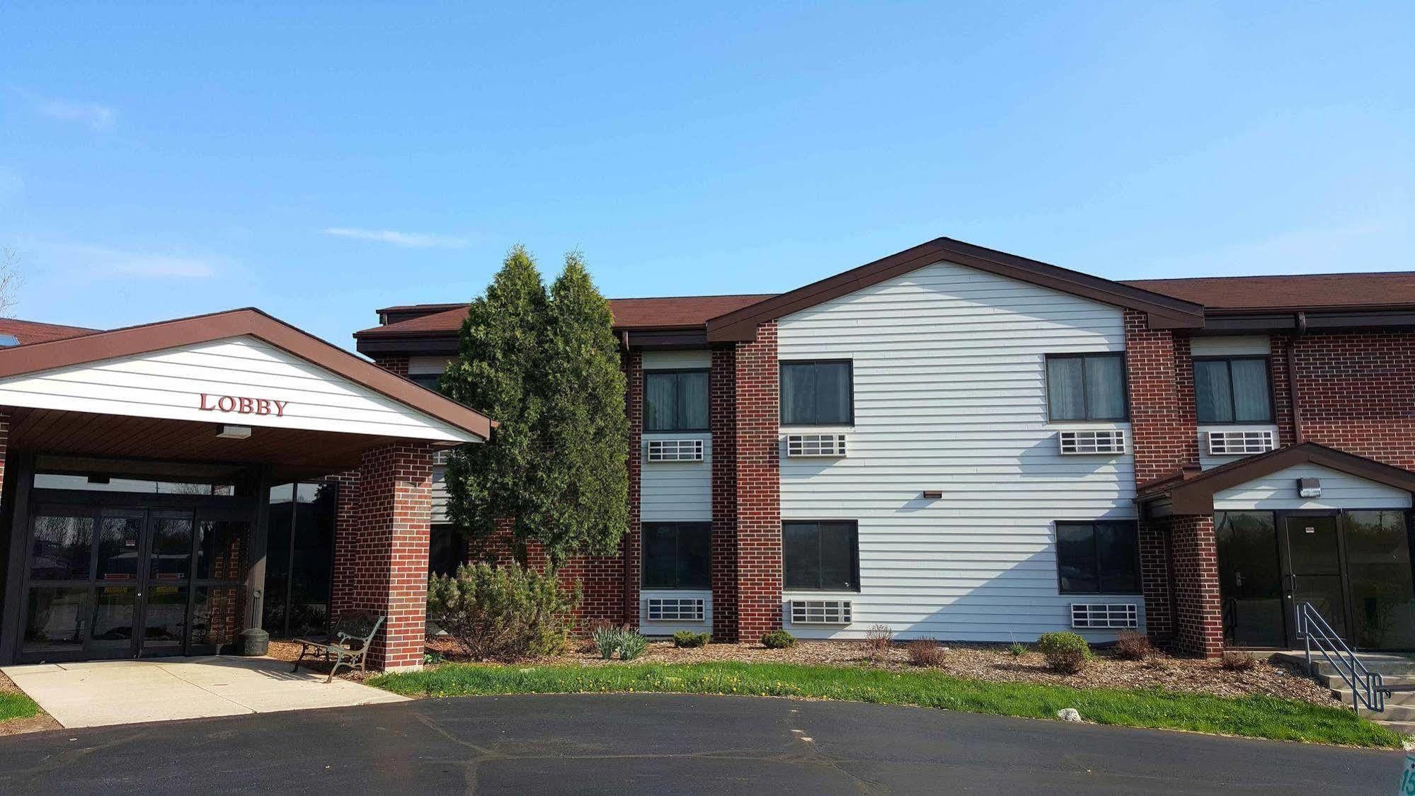 Motel 6-Saukville, Wi Exterior photo